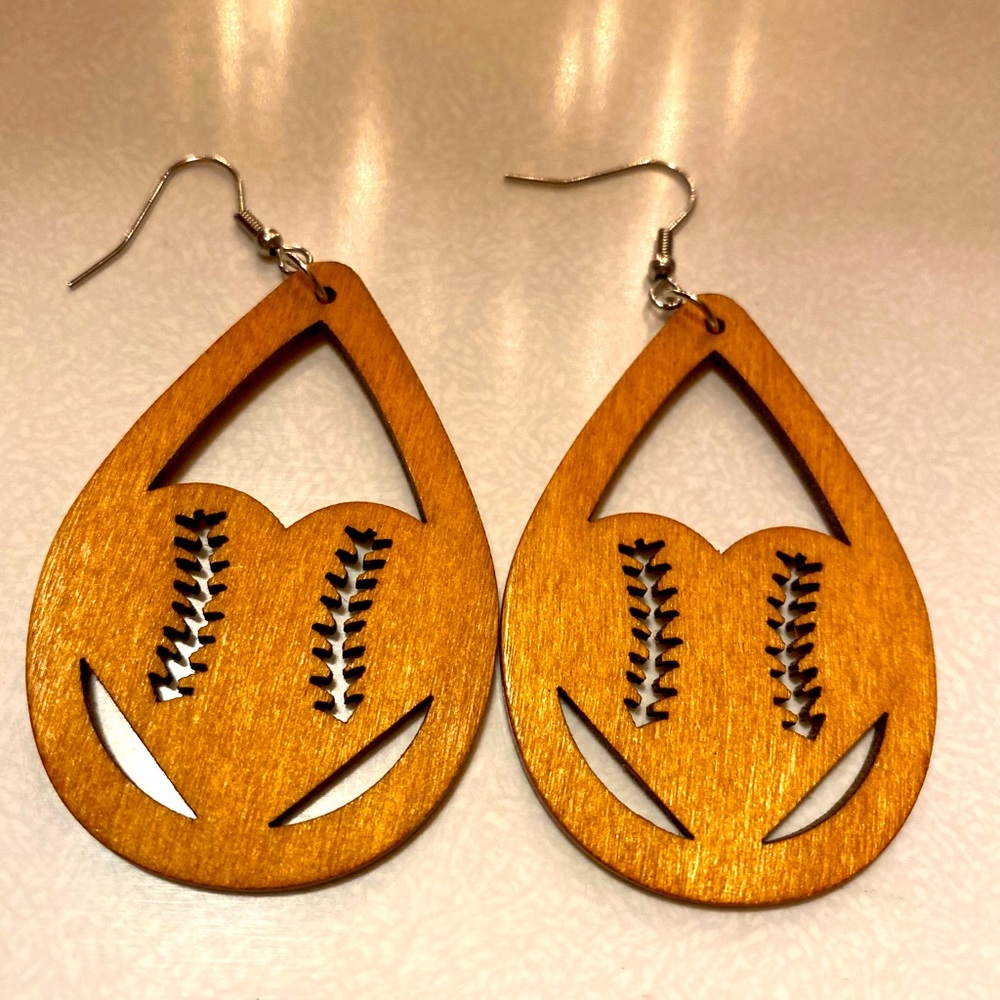 ⚾️ Wood Baseball Heart Earrings ⚾️